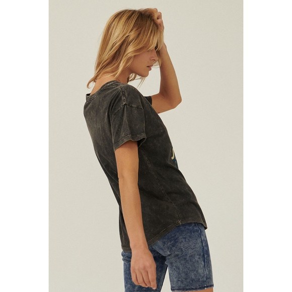 A Mineral Washed Graphic T-shirt - Picture 5 of 6